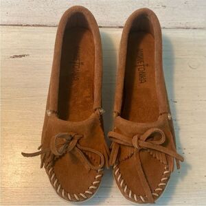 Minnetonka Brown Suede Moccasins
